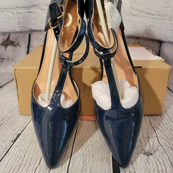 Journee Collection Women's Tru T-Strap Stilettos - Picture 2 of 10